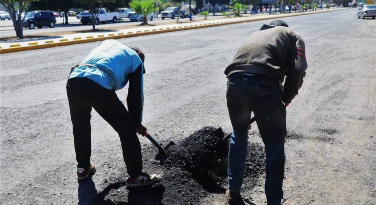 PEMEX dejó de donar asfalto en diversos municipios de Guanajuato