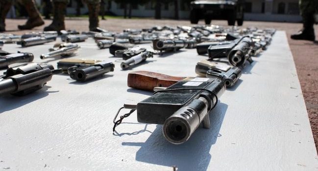 Destruyen en Celaya armas decomisadas