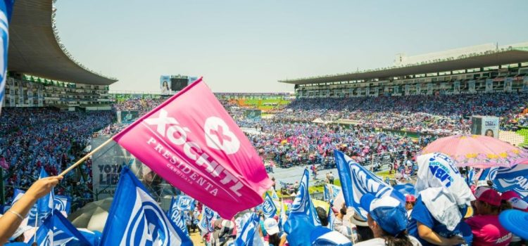 Libia Dennise cierra campaña en el estadio de León