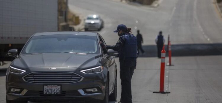 Aproximadamente circulan ilegalmente 140 mil autos en Guanajuato