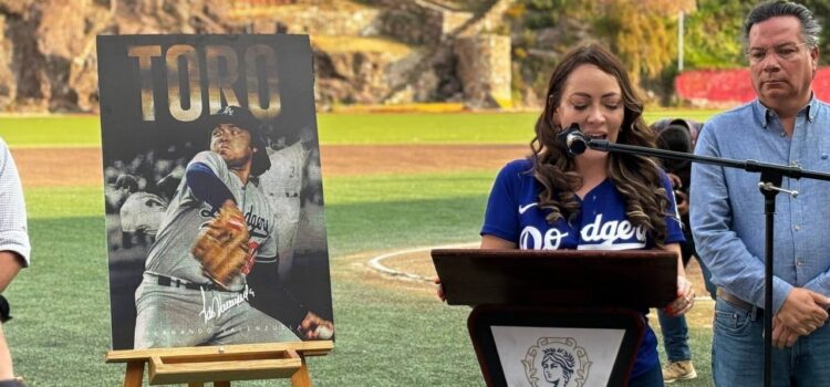 Fernando «El Toro» Valenzuela recibe homenaje en Guanajuato