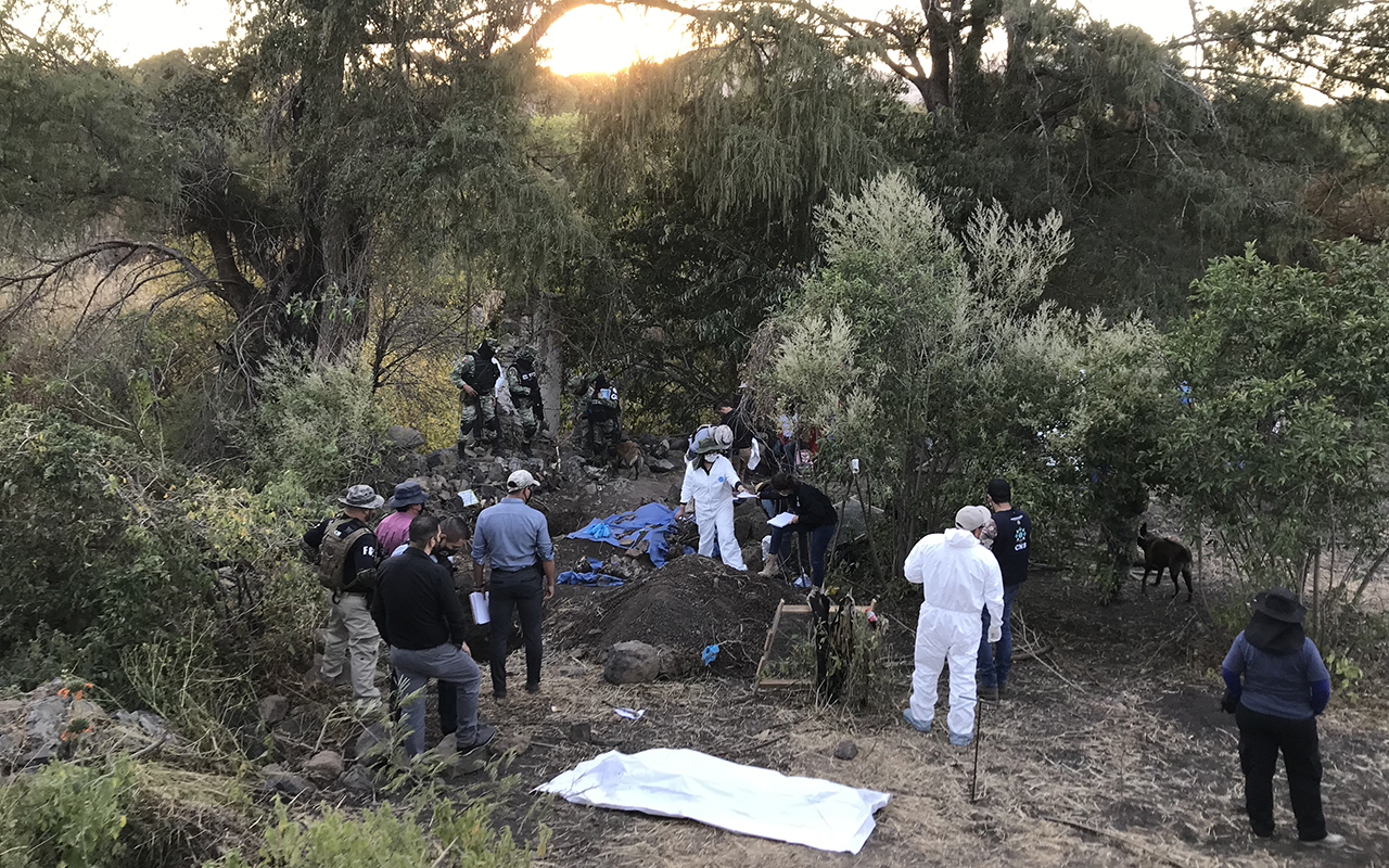 Guanajuato arrastra fallas en el registro de fosas clandestinas; académicos y colectivos alertan opacidad